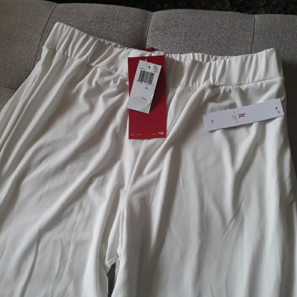 Pants NWT - Picture 3 of 3